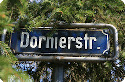 Straßenschild Dornierstraße in Göppingen.